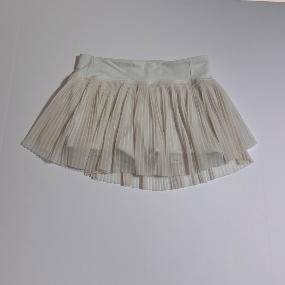 Lululemon Pleated Court Rival High-Rise Skirt White Tennis Skort Size 4